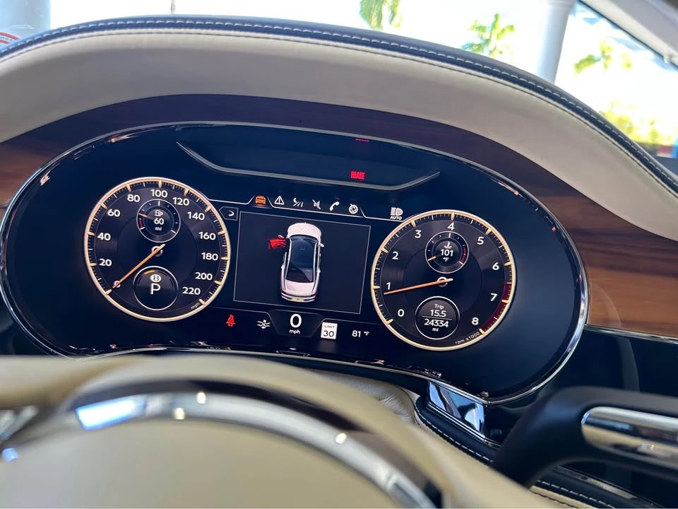 2021 Bentley - Image 17 of 20