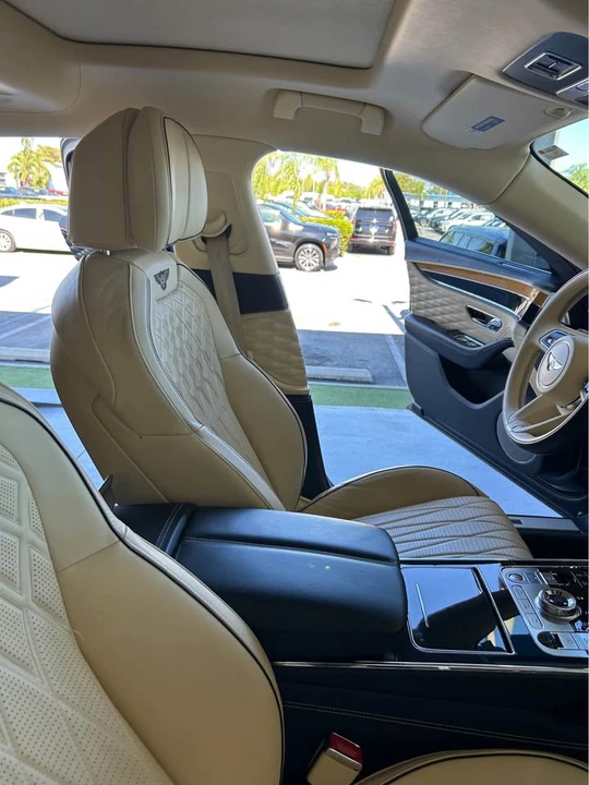2021 Bentley - Image 12 of 20