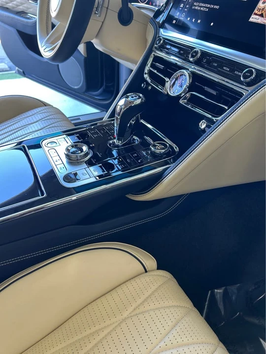 2021 Bentley - Image 10 of 20