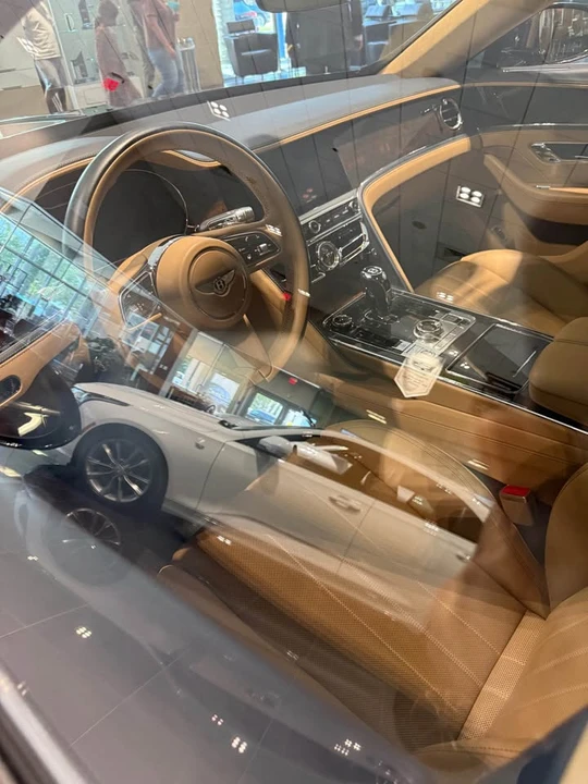 2021 Bentley - Image 6 of 7