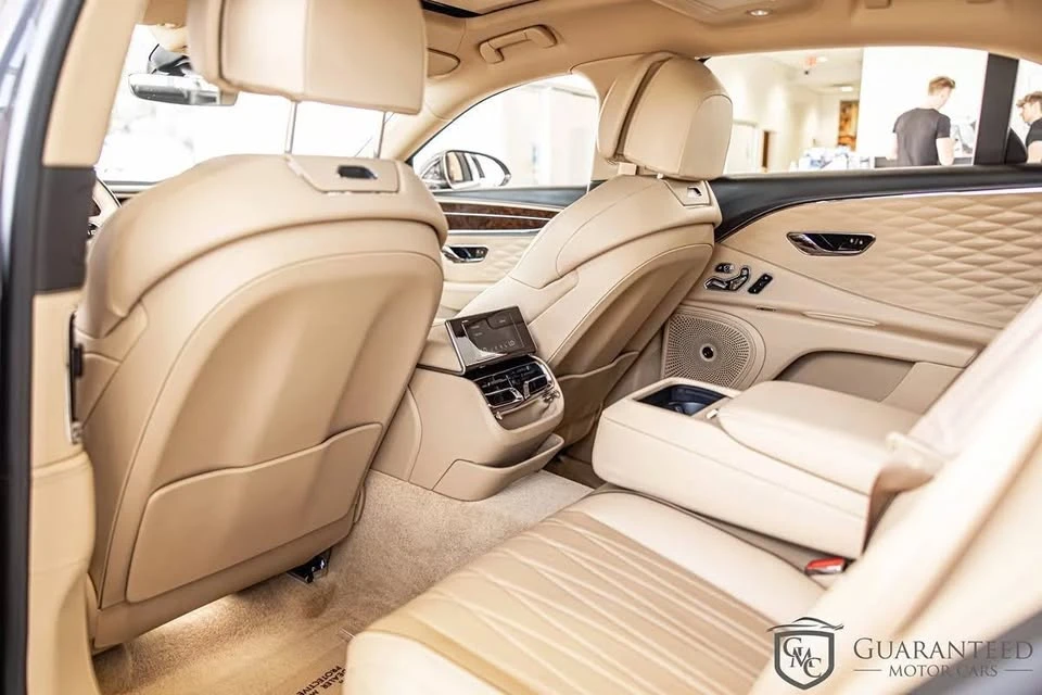 2021 Bentley Continental Flying Spur - Image 18 of 19