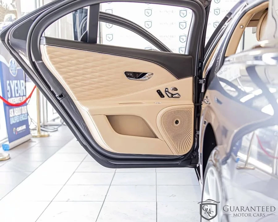 2021 Bentley Continental Flying Spur - Image 17 of 19