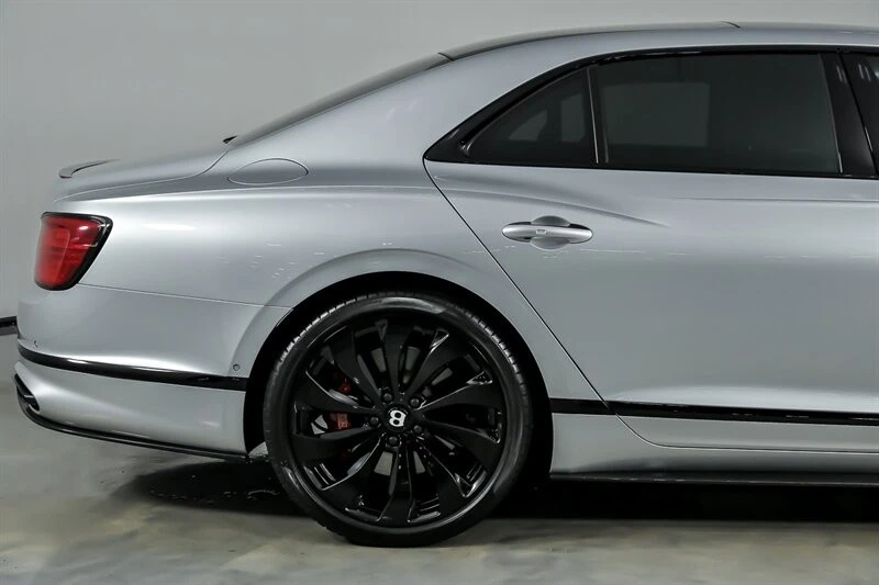 2021 Bentley - Image 13 of 31