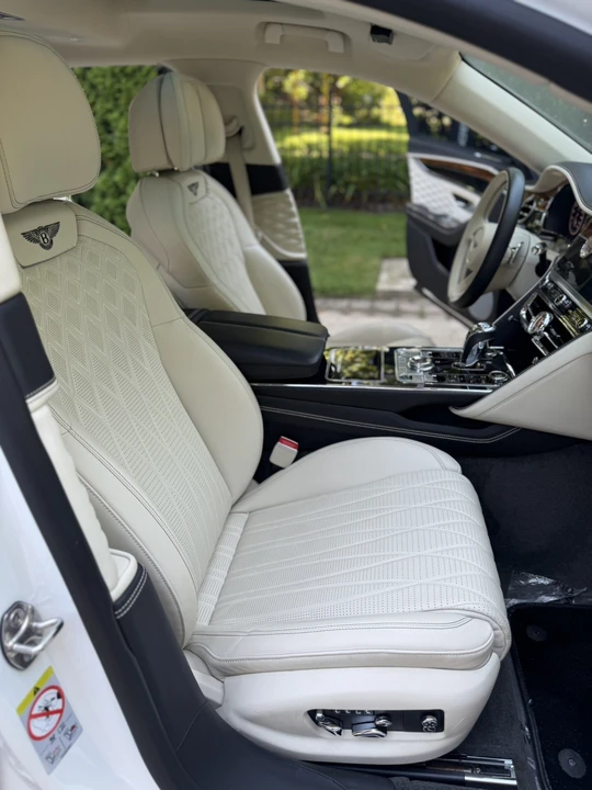 2021 Bentley Continental - Image 25 of 30