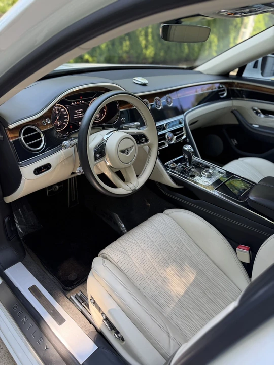 2021 Bentley Continental - Image 15 of 30