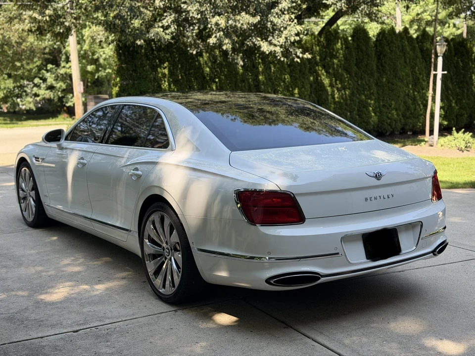 2021 Bentley Continental - Image 28 of 30