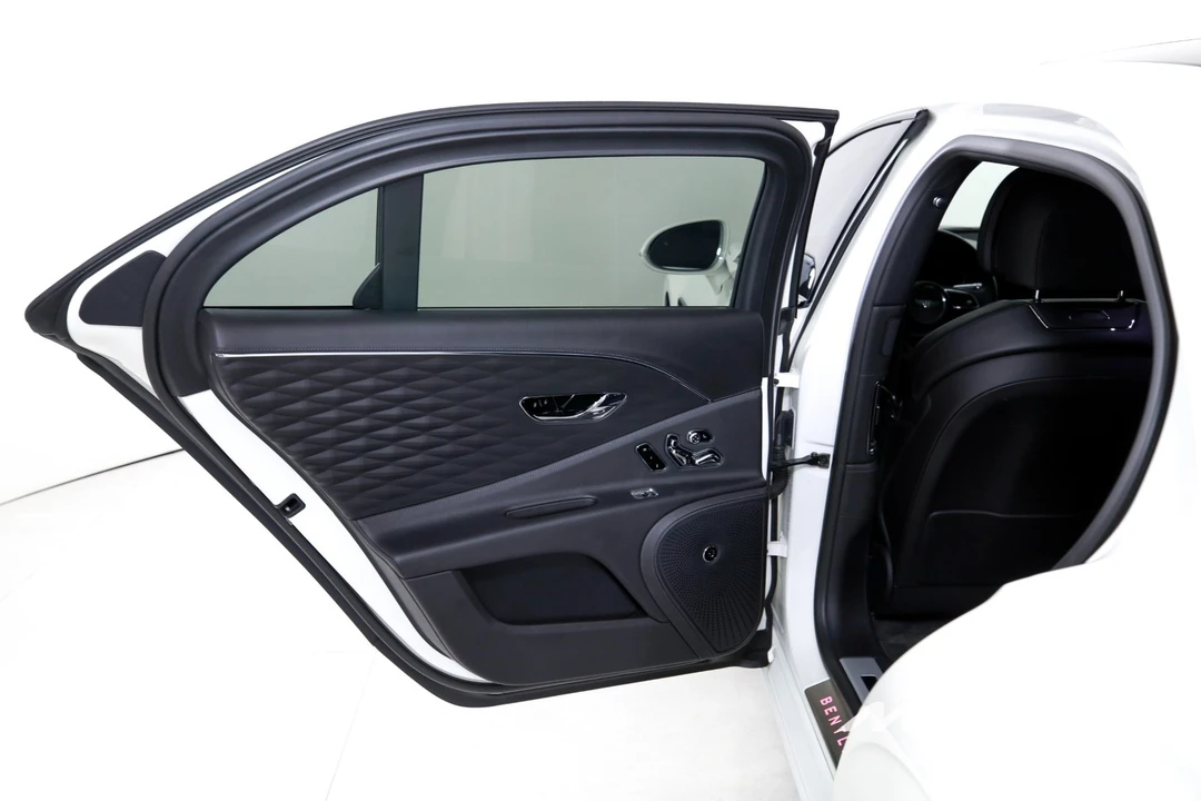 2021 Bentley Continental - Image 18 of 21