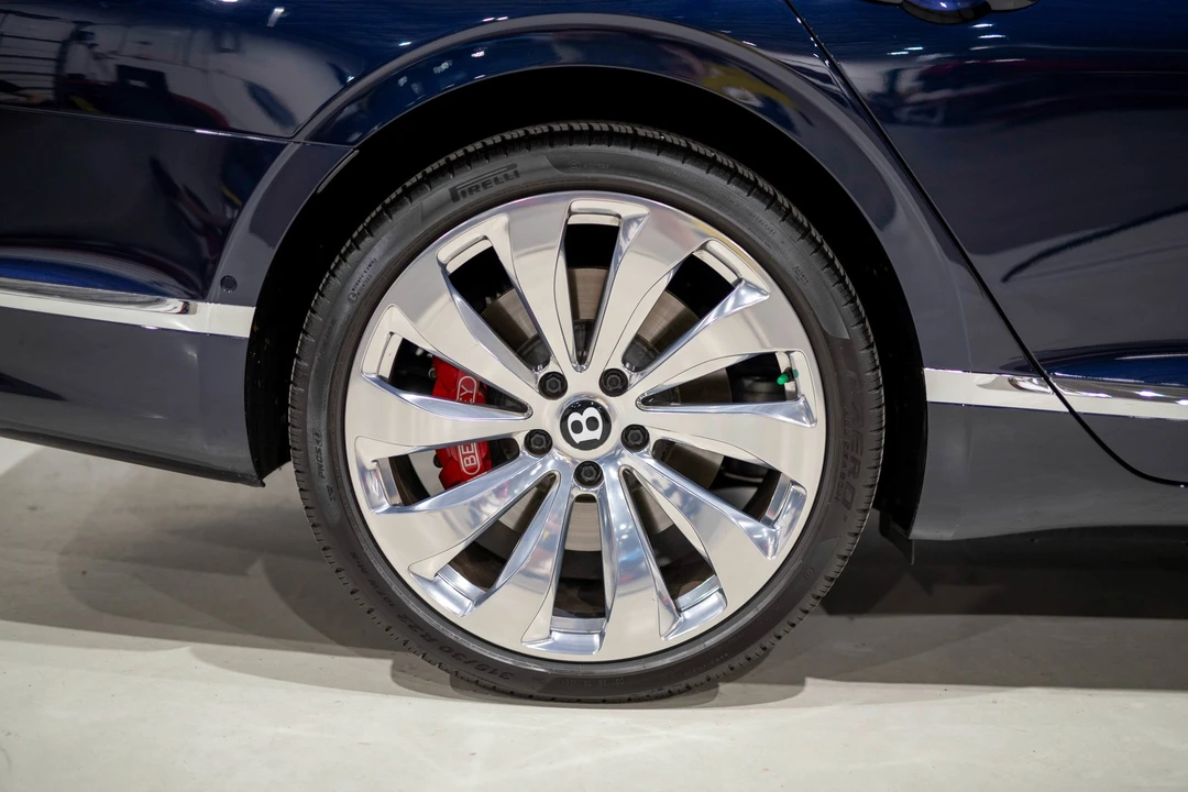 2021 Bentley Continental - Image 31 of 31