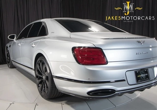 2021 Bentley - Image 8 of 24