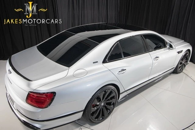 2021 Bentley - Image 12 of 24