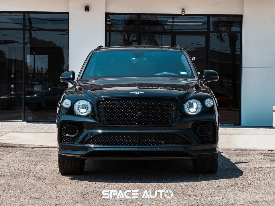 2021 Bentley Bentayga - Image 2 of 19