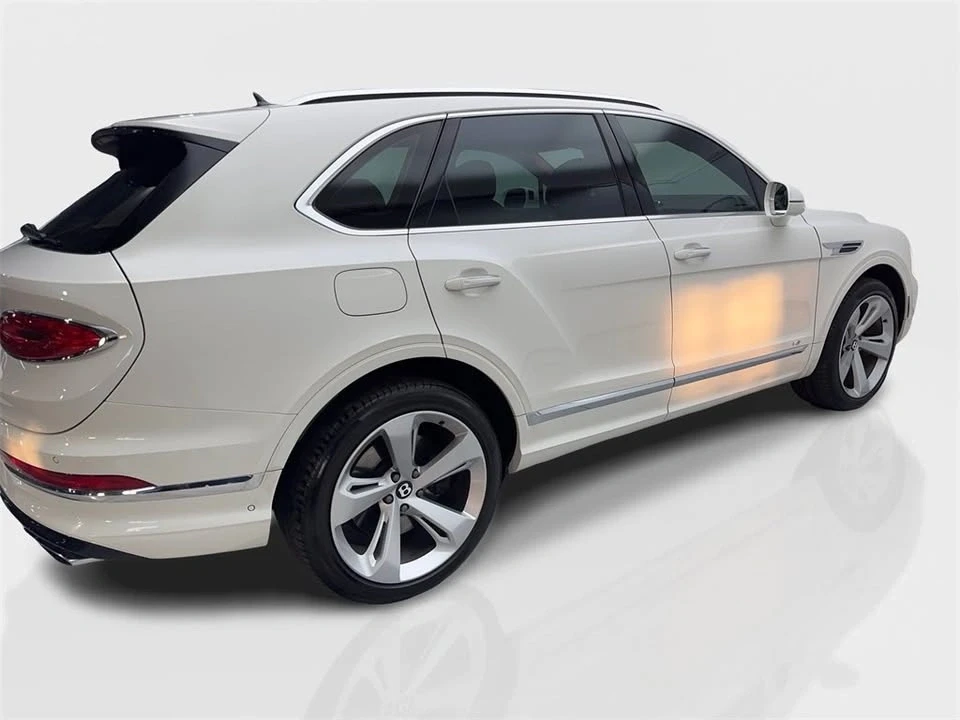 2021 Bentley Bentayga - Image 12 of 19