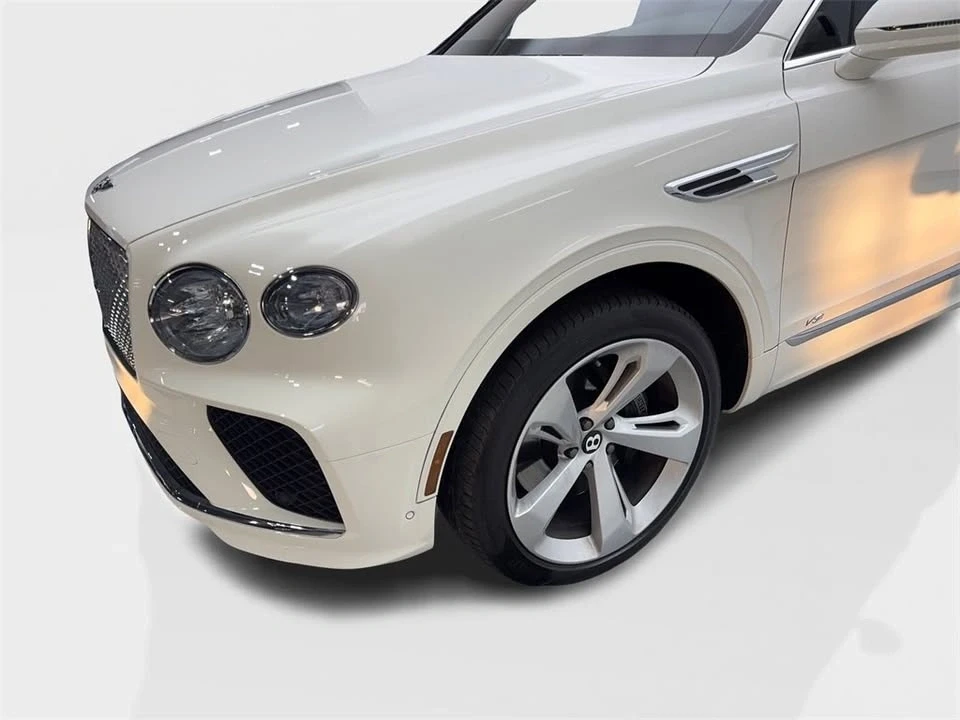 2021 Bentley Bentayga - Image 15 of 19