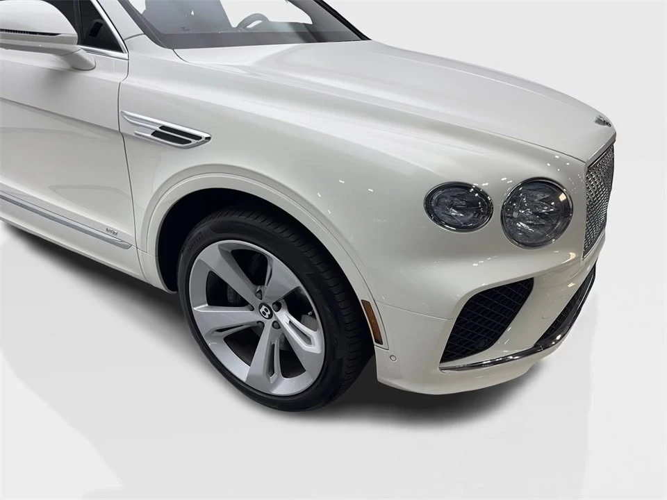2021 Bentley Bentayga - Image 16 of 19