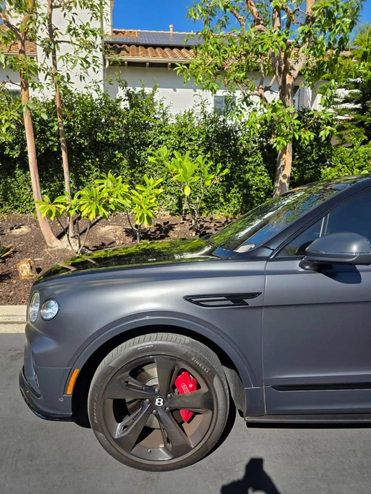 2021 Bentley Bentayga - Image 4 of 13