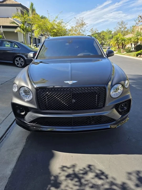 2021 Bentley Bentayga - Image 2 of 19