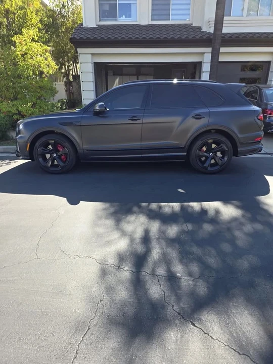 2021 Bentley Bentayga - Image 4 of 19