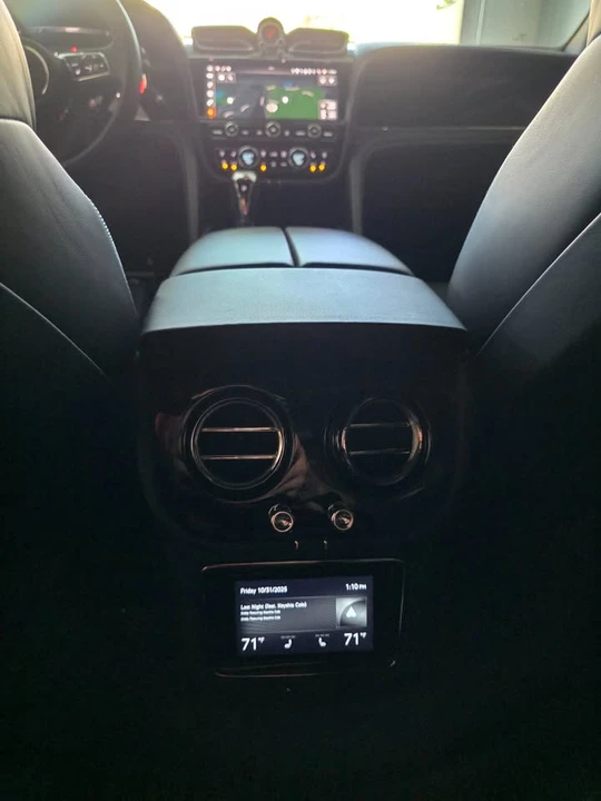 2021 Bentley Bentayga - Image 7 of 13