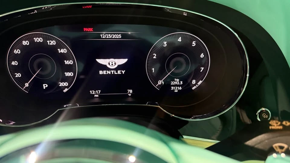 2021 Bentley Bentayga - Image 6 of 7