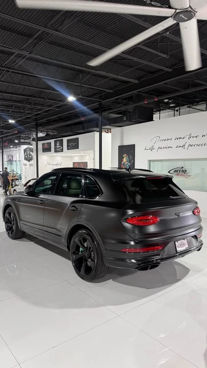 2021 Bentley Bentayga - Image 4 of 7