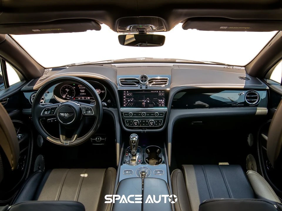 2021 Bentley Bentayga - Image 17 of 20