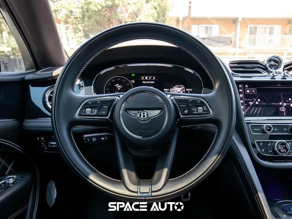 2021 Bentley Bentayga - Image 16 of 20