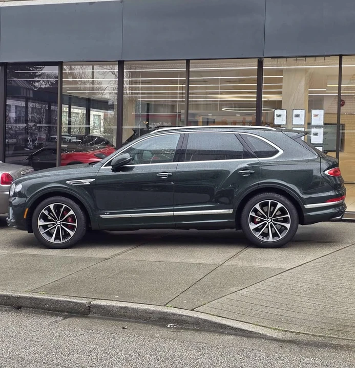 2021 Bentley Bentayga - Image 4 of 18