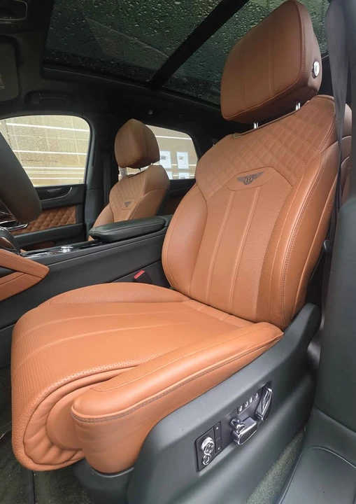 2021 Bentley Bentayga - Image 12 of 18