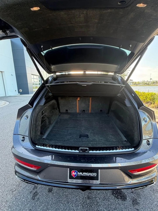 2021 Bentley Bentayga - Image 16 of 17