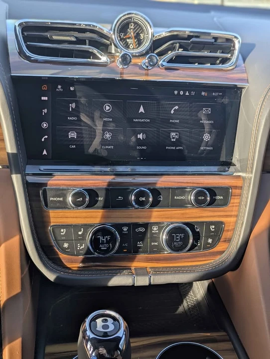 2021 Bentley Bentayga - Image 12 of 17