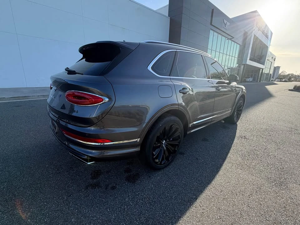 2021 Bentley Bentayga - Image 6 of 17