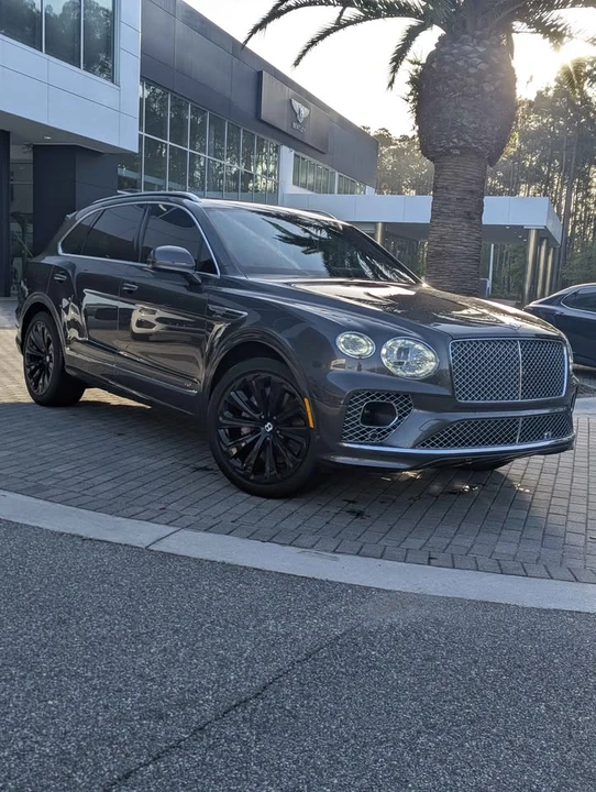 2021 Bentley Bentayga - Image 3 of 17