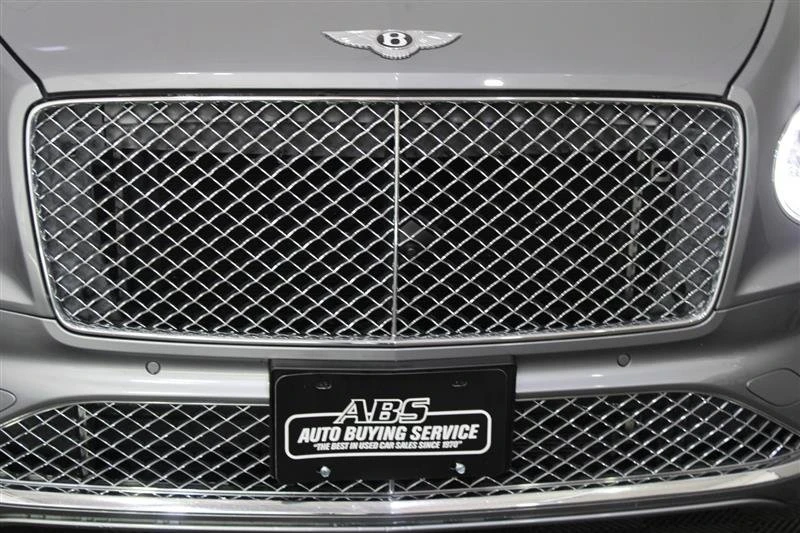 2021 Bentley Bentayga - Image 18 of 19