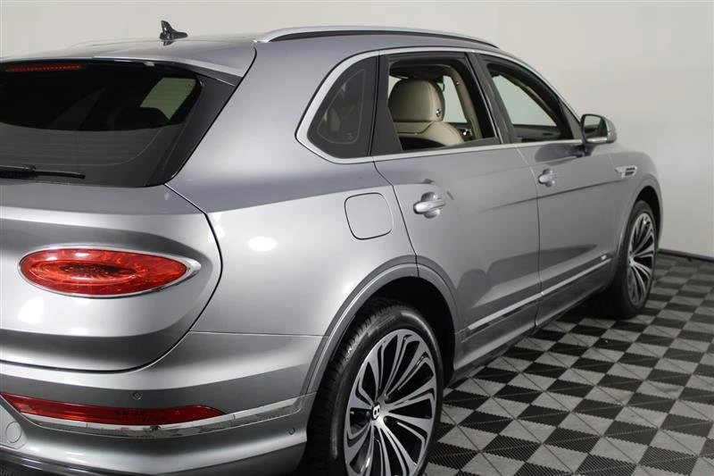 2021 Bentley Bentayga - Image 6 of 19