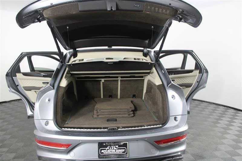 2021 Bentley Bentayga - Image 9 of 19