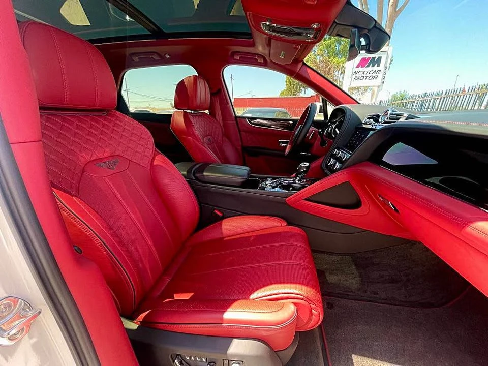 2021 Bentley Bentayga - Image 15 of 19