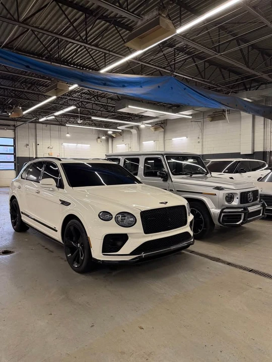 2021 Bentley Bentayga - Image 7 of 19