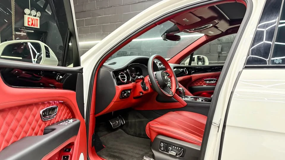 2021 Bentley Bentayga - Image 12 of 19