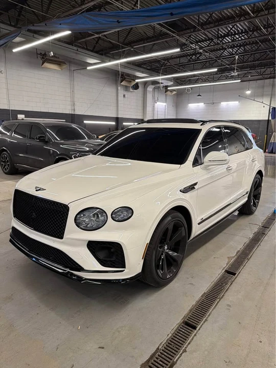 2021 Bentley Bentayga - Image 9 of 19