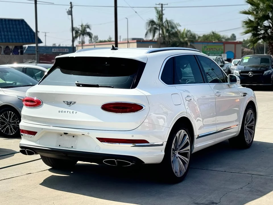 2021 Bentley Bentayga - Image 6 of 20