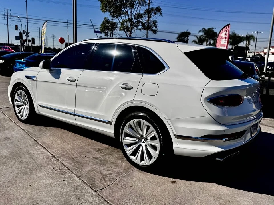 2021 Bentley Bentayga - Image 6 of 20