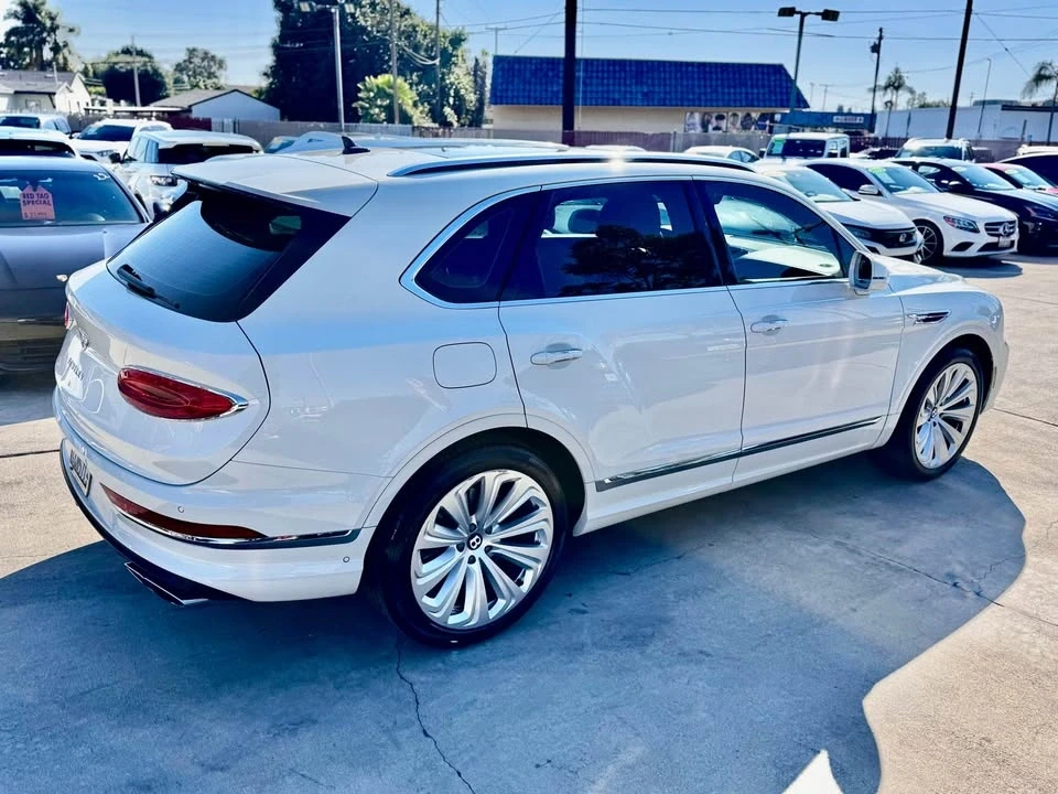 2021 Bentley Bentayga - Image 4 of 19