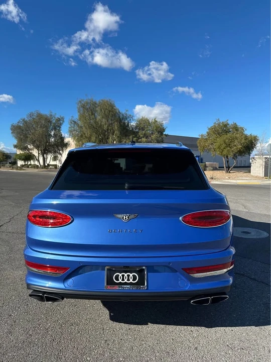 2021 Bentley Bentayga - Image 6 of 18