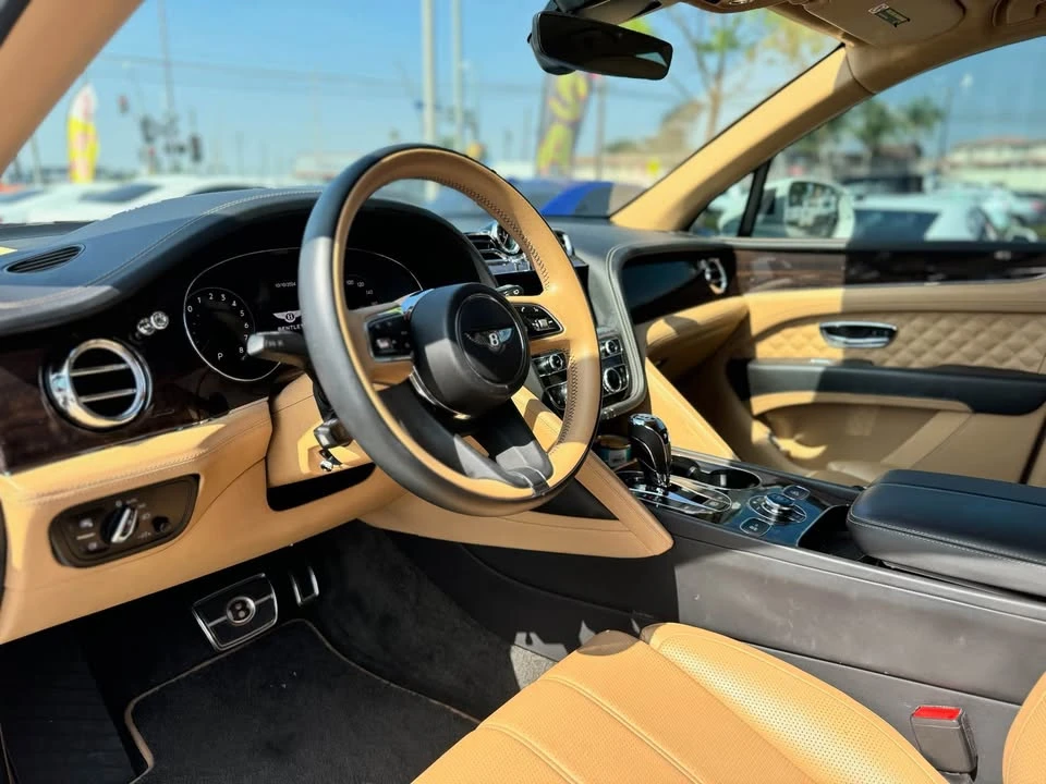 2021 Bentley Bentayga - Image 5 of 17