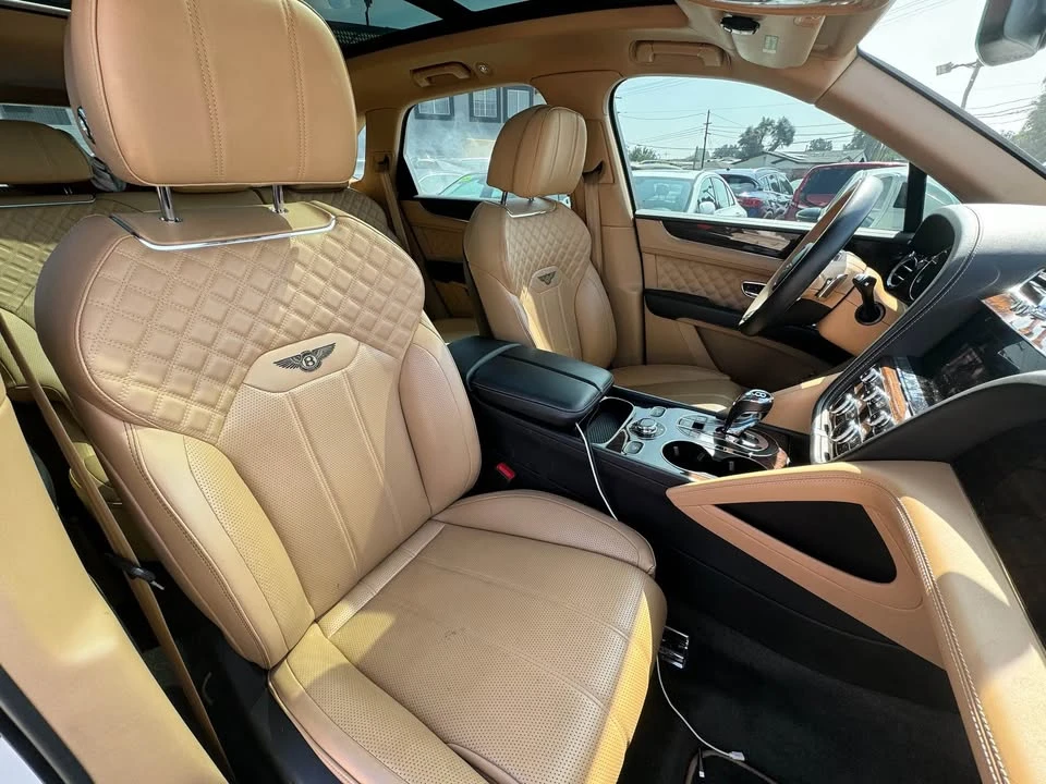 2021 Bentley Bentayga - Image 12 of 20
