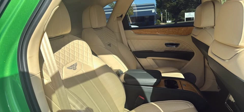 2021 Bentley Bentayga Speed - Image 11 of 17