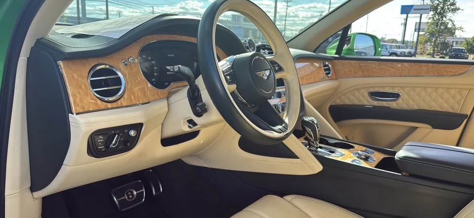 2021 Bentley Bentayga Speed - Image 13 of 17