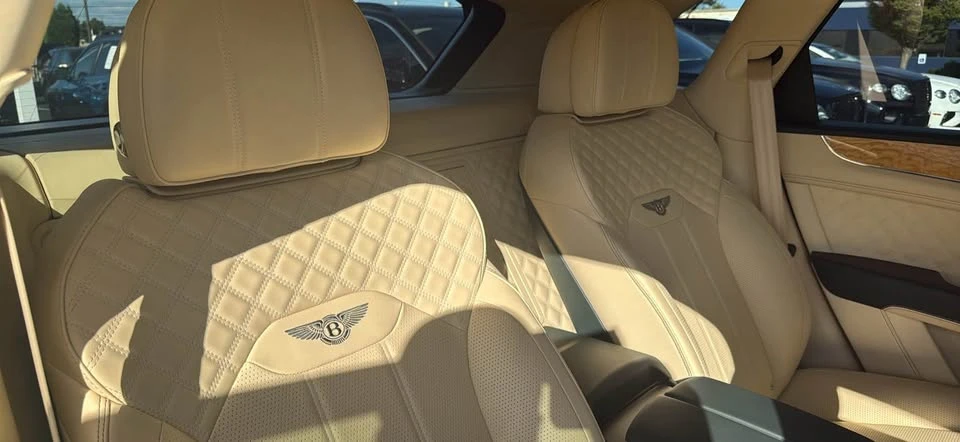 2021 Bentley Bentayga Speed - Image 12 of 17