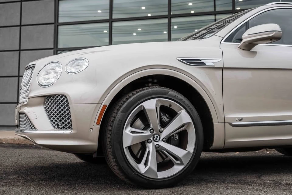 2021 Bentley Bentayga - Image 6 of 20