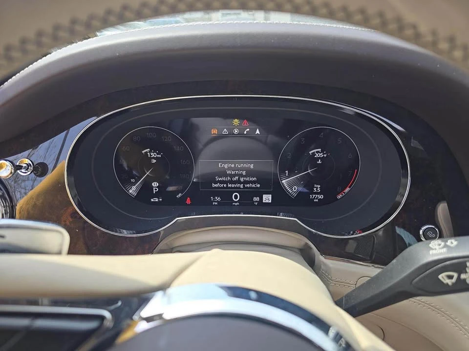 2021 Bentley Bentayga - Image 13 of 20